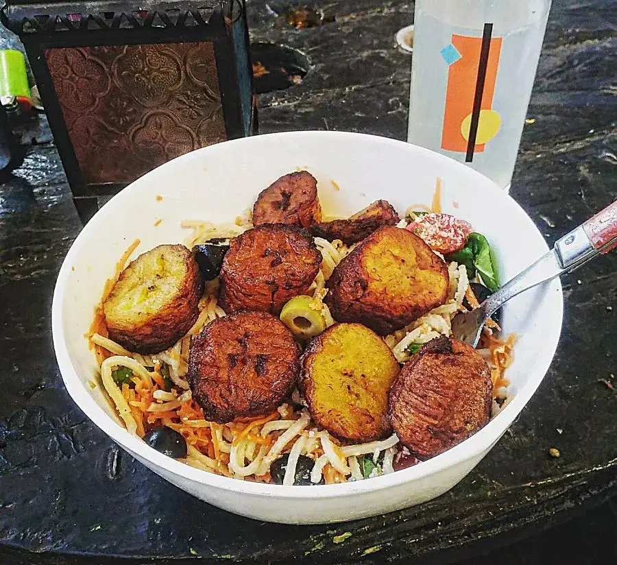 Banane plantain - Recette au vermicelles de riz et légumes